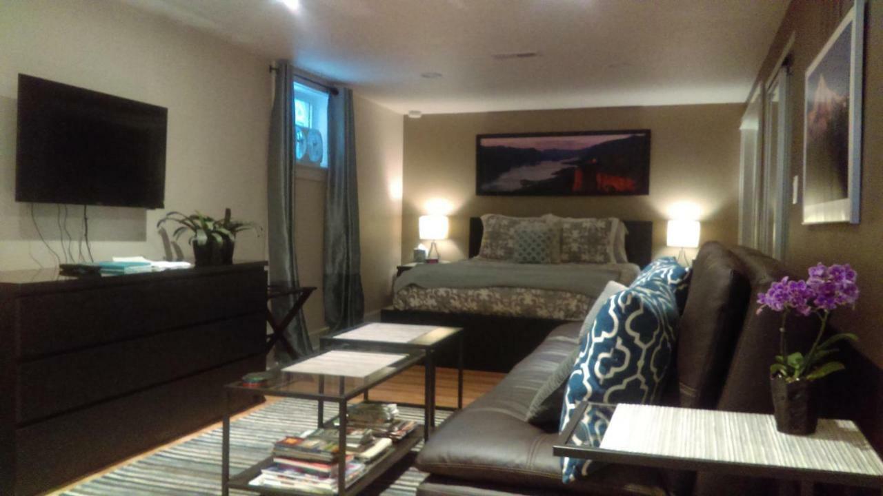 Boutique Style Apartment In The Heart Of Se ポートランド エクステリア 写真